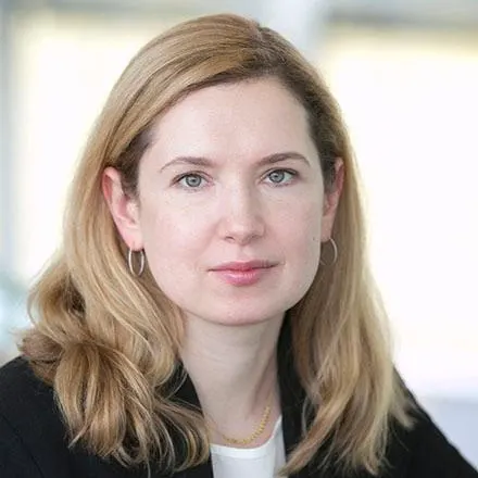 Headshot of Victoria Ivashina