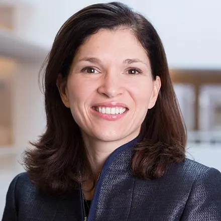 Headshot of Laura Alfaro