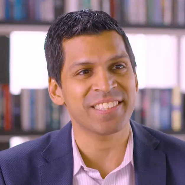 Square headshot of Ronnie Chatterji