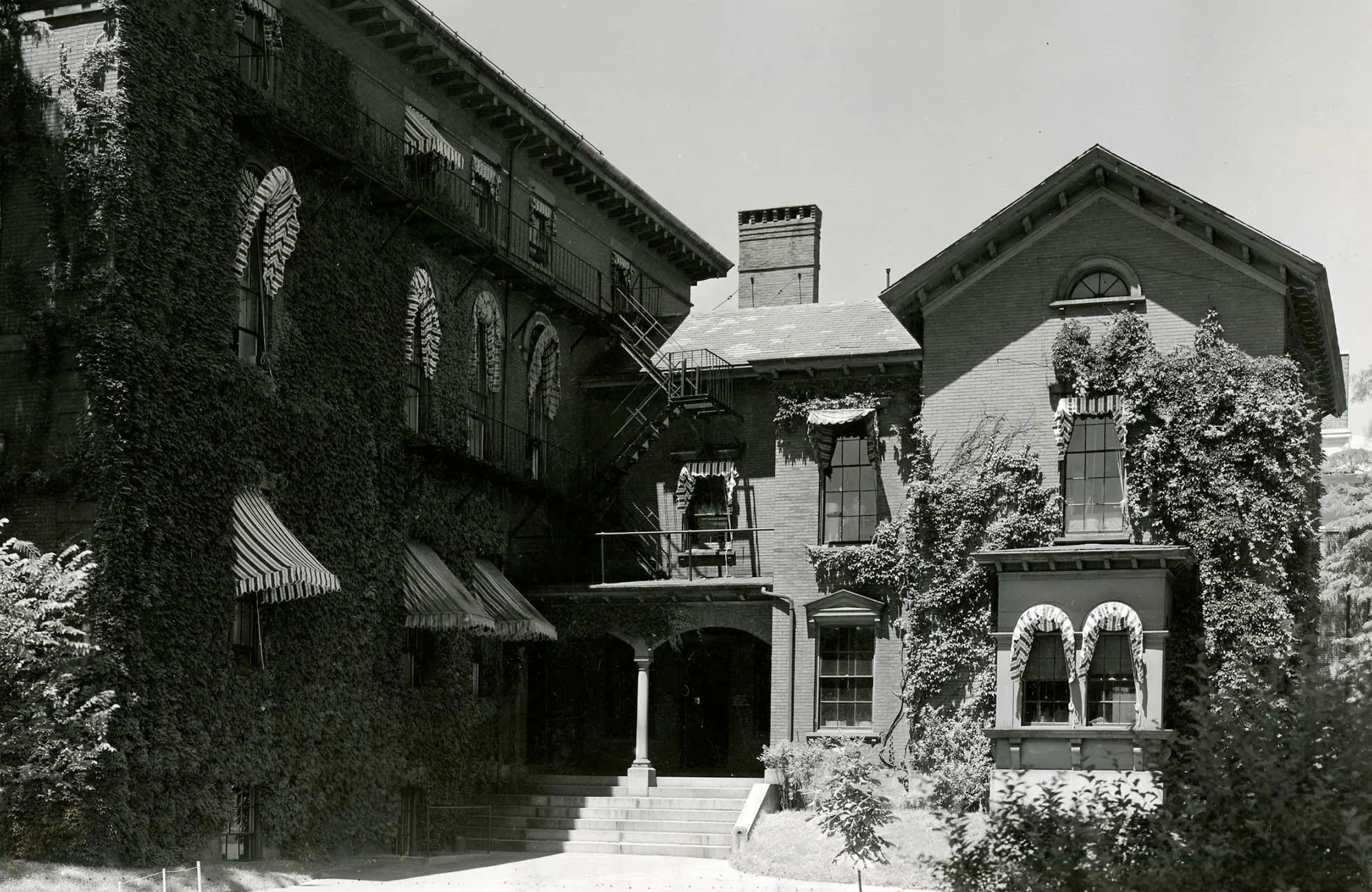 Lawrence Hall, Harvard University, Cambridge Campus