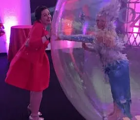 julie-bubble