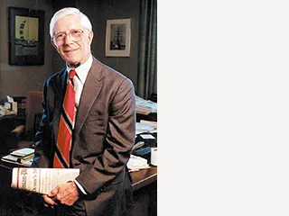 Frank Batten (MBA 1952)