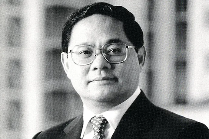 Dr. Victor K. Fung (PhD Business Economics 1971) won the Alumni Achievement Award in 1997.