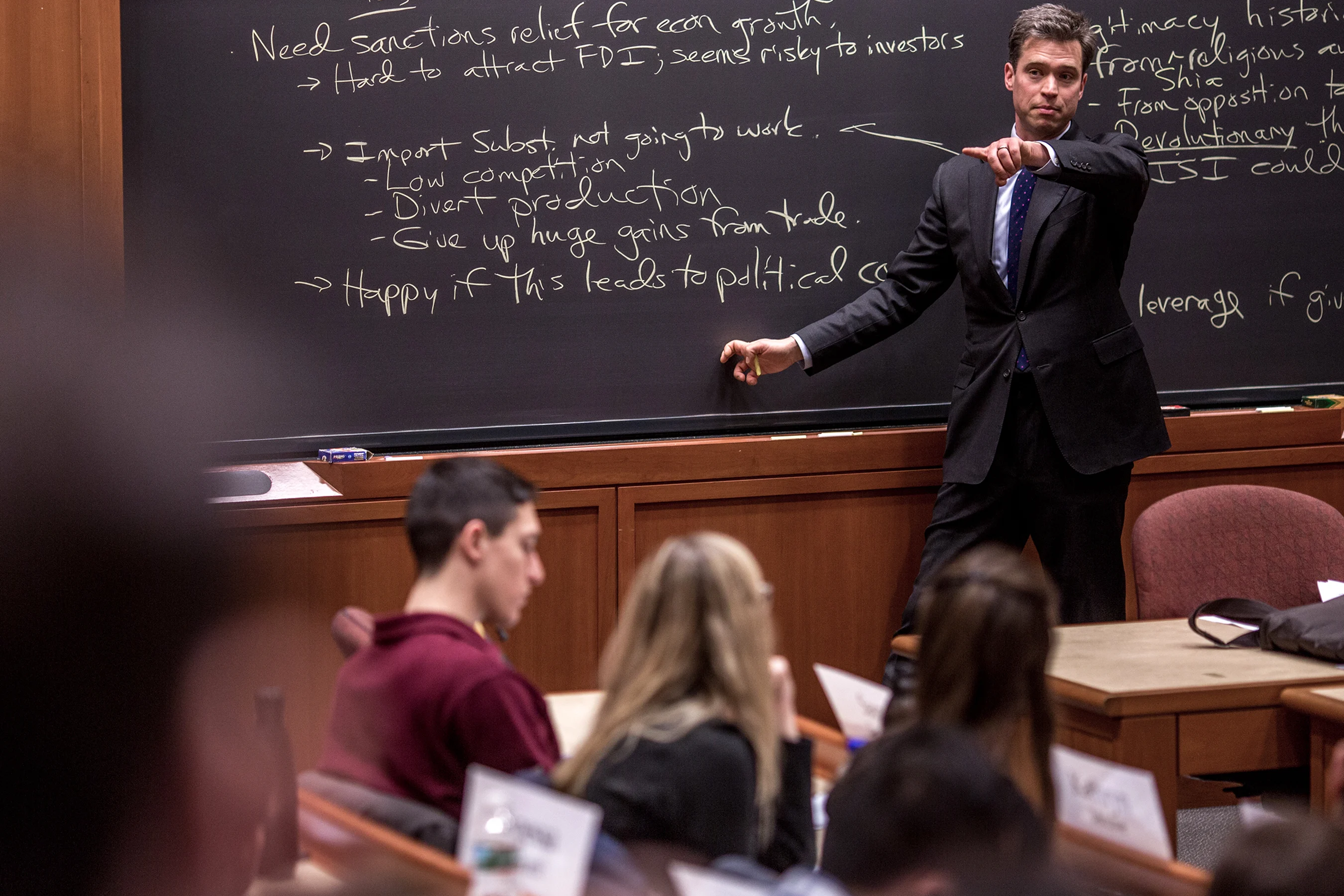 Under skillful faculty direction, classrooms become crucibles for leadership: students test their judgment, explore complex ideas, reflect on their leadership styles, and embrace new models and methods for effective business management.