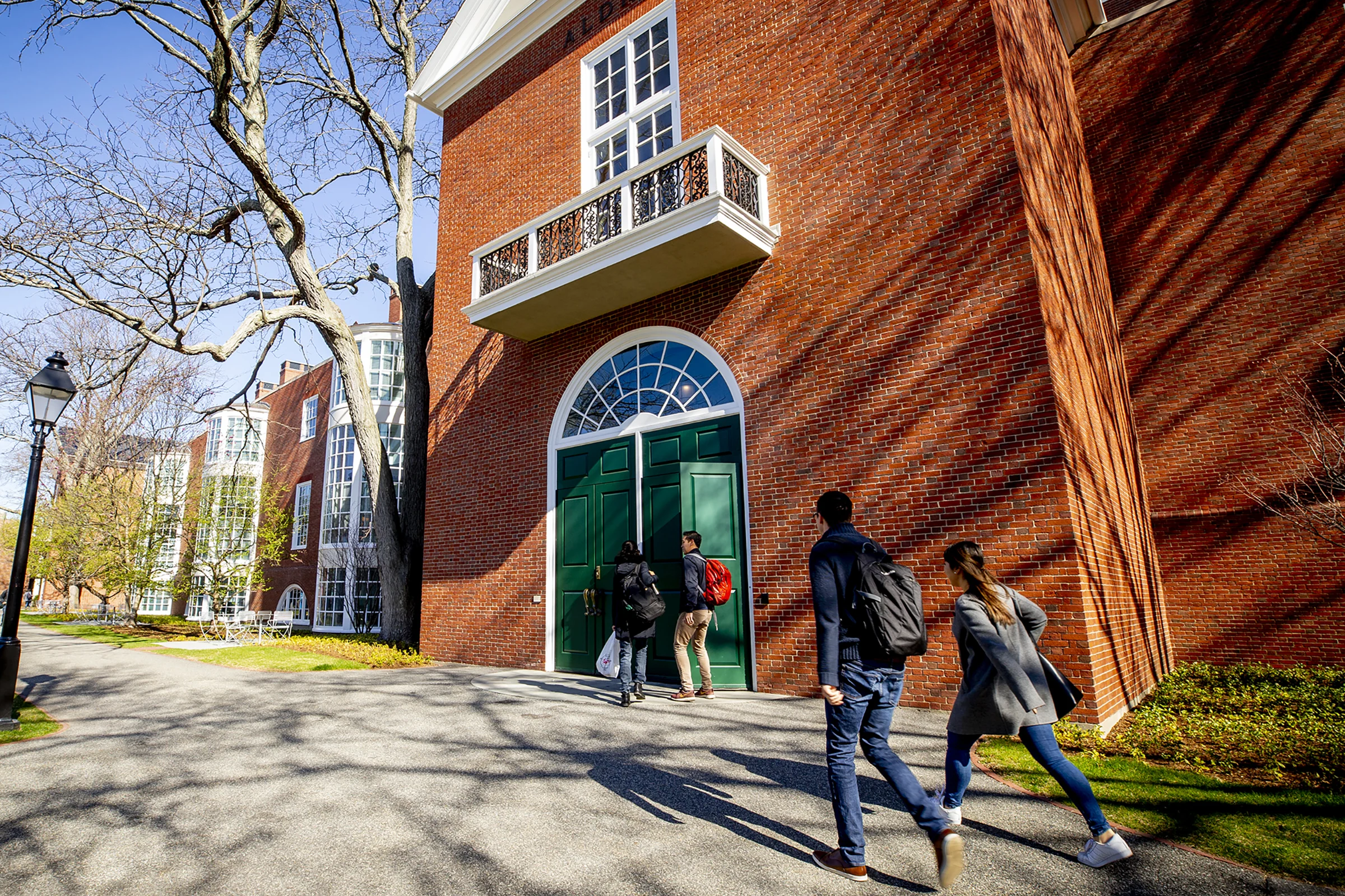MBA students outside Aldrich Hall