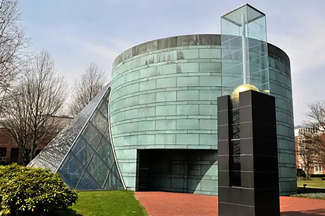 The entrance to the Class of 1959 Chapel.