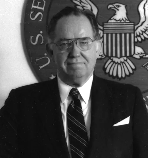 John S.R. Shad (MBA 1949), 1985 Alumni Achievement Award recipient