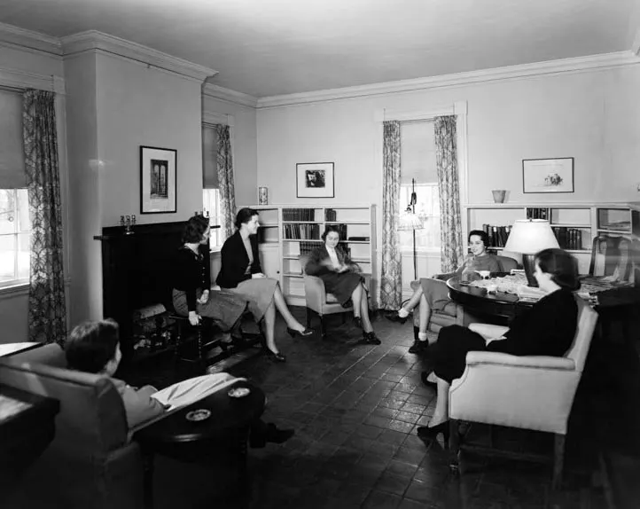 Interior view of Putnam House, 1938