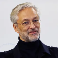HBS teaching team member Maurizio Travaglini Headshot