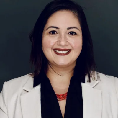 Dora Ocanto-Gomez headshot