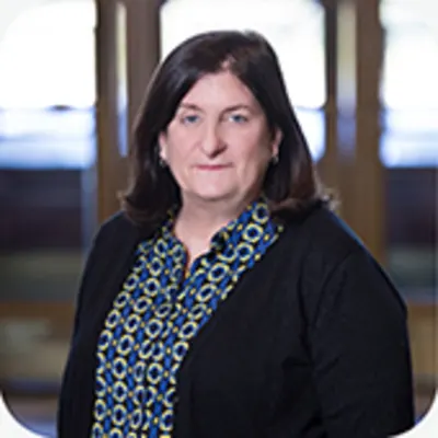 Kathleen Ryan headshot