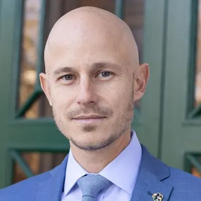 Headshot of DJ DiDonna