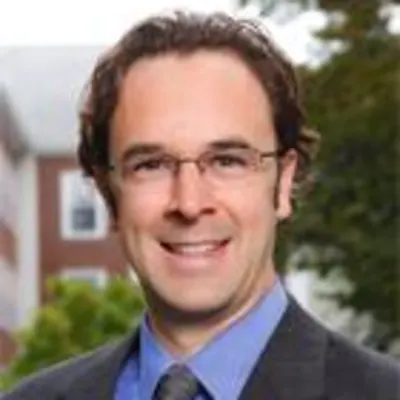 Headshot of Frank Nagle
