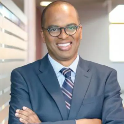 Headshot of Morris Mthombeni