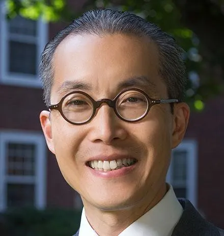 Headshot of Nien-hê Hsieh