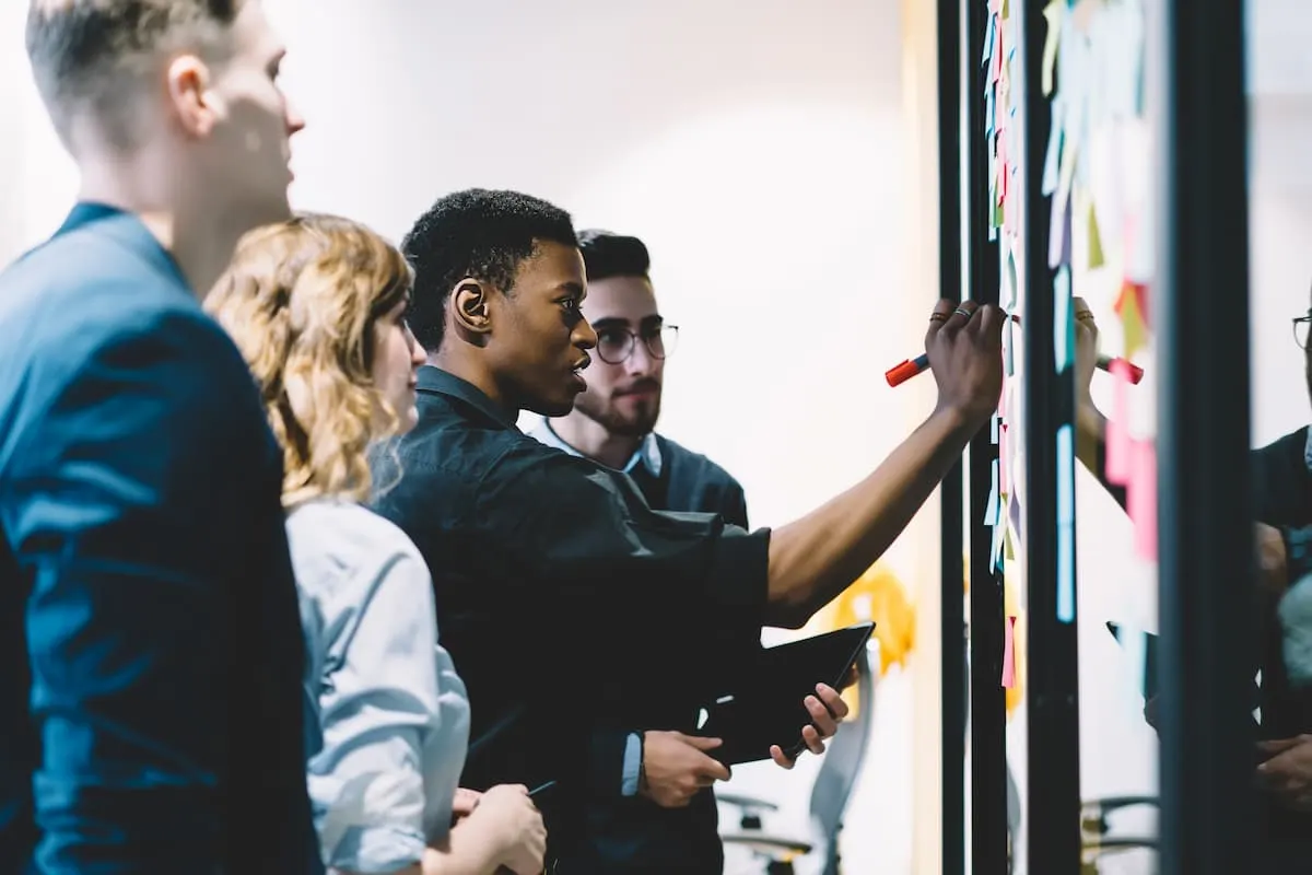 Growth mindset vs. fixed mindset: what's the difference? — Harvard Business School Online