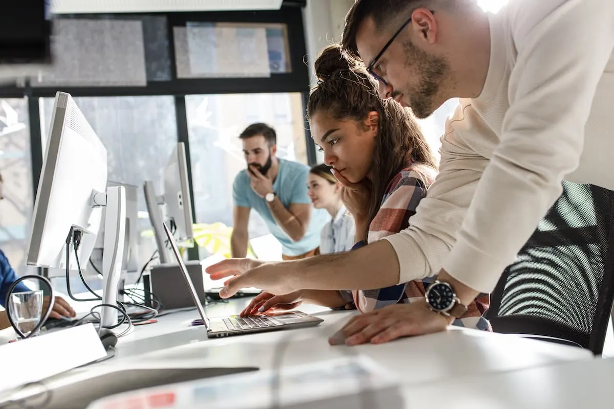How to Be a More Creative Problem-Solver at Work: 8 Tips
