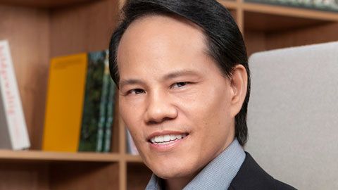 Headshot of Executive Lance Yuen