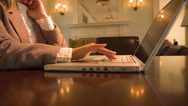 Make Social Media Work for You Abroad