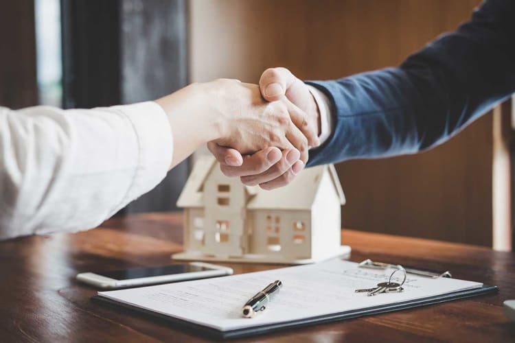 Why Real Estate Agents Need Negotiation Skills | HBS Online